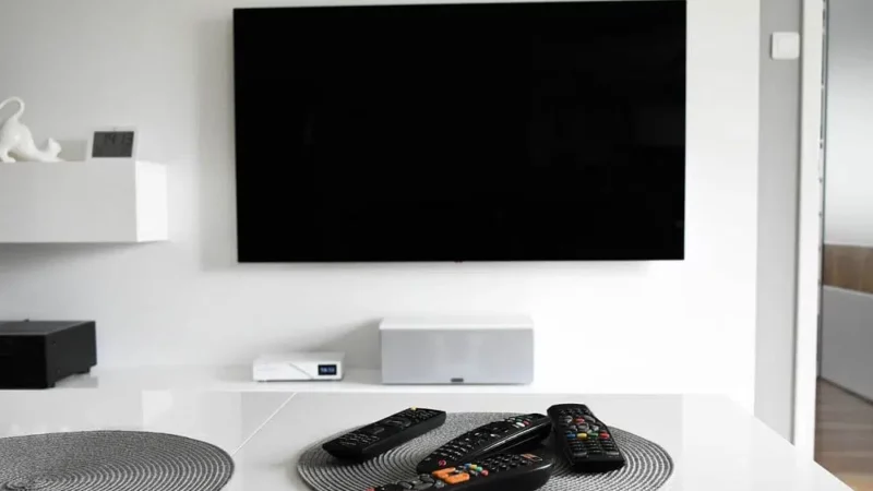 QLED vs. OLED TV: Czym się różnią?