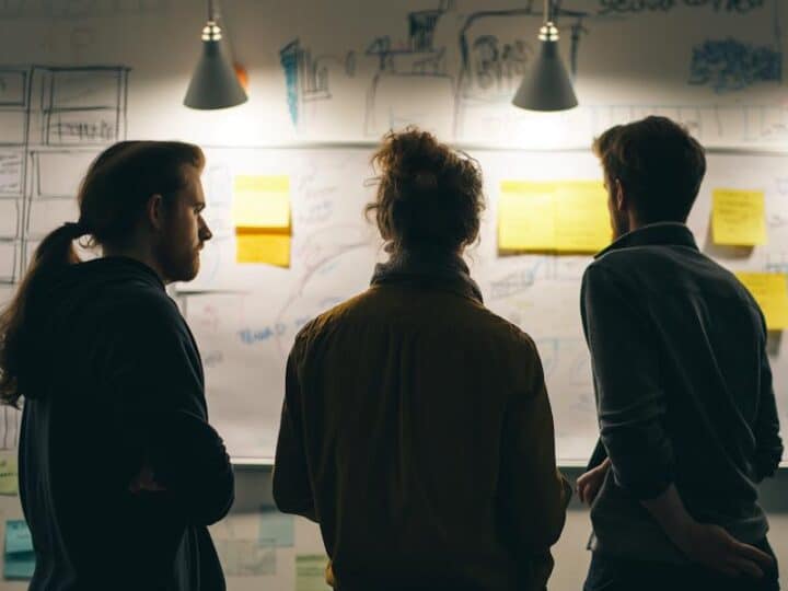 Zalety crowdfundingu: dlaczego warto finansować biznes przez tłum?