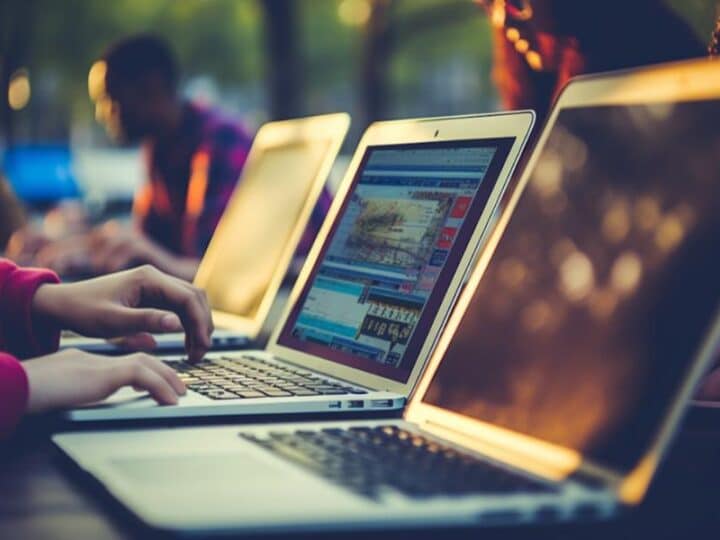 Crowdfunding: który wybrać? Przewodnik po modelach finansowania społecznościowego