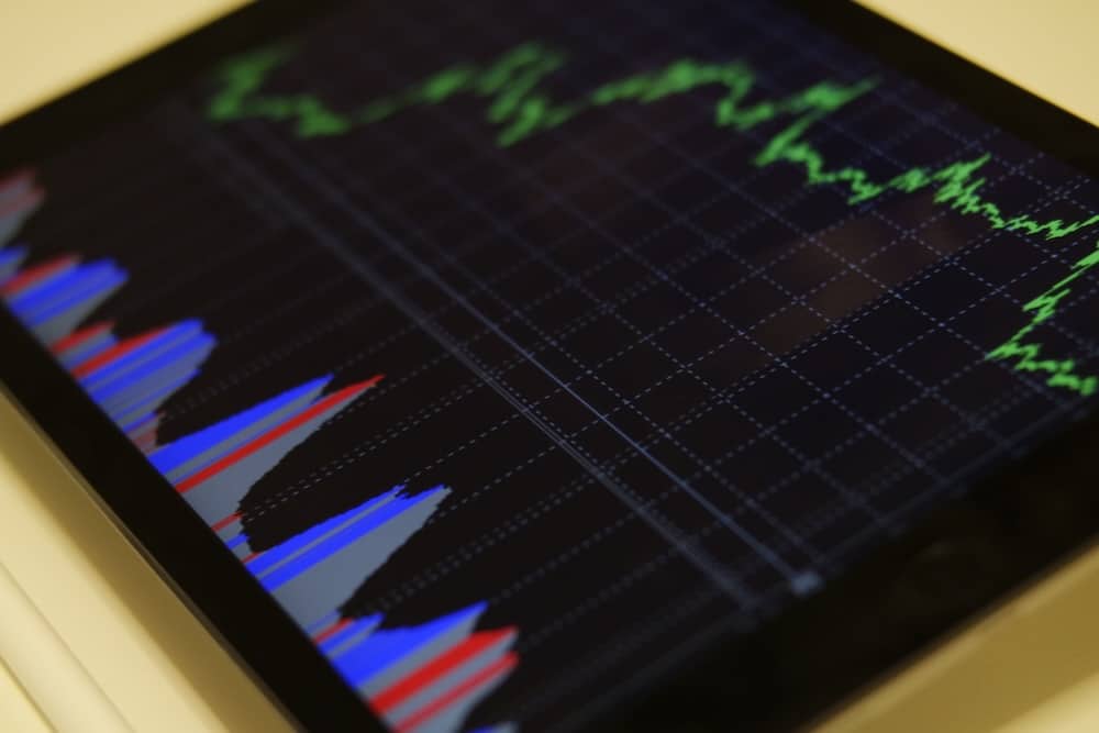 Dlaczego Motorola Solutions jest interesującą spółką dla inwestorów szukających stabilnych biznesów technologicznych?